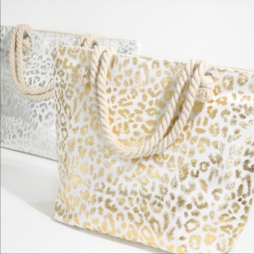 Beautiful Metallic Shiny Leopard Print Bag - Picture 5 of 14